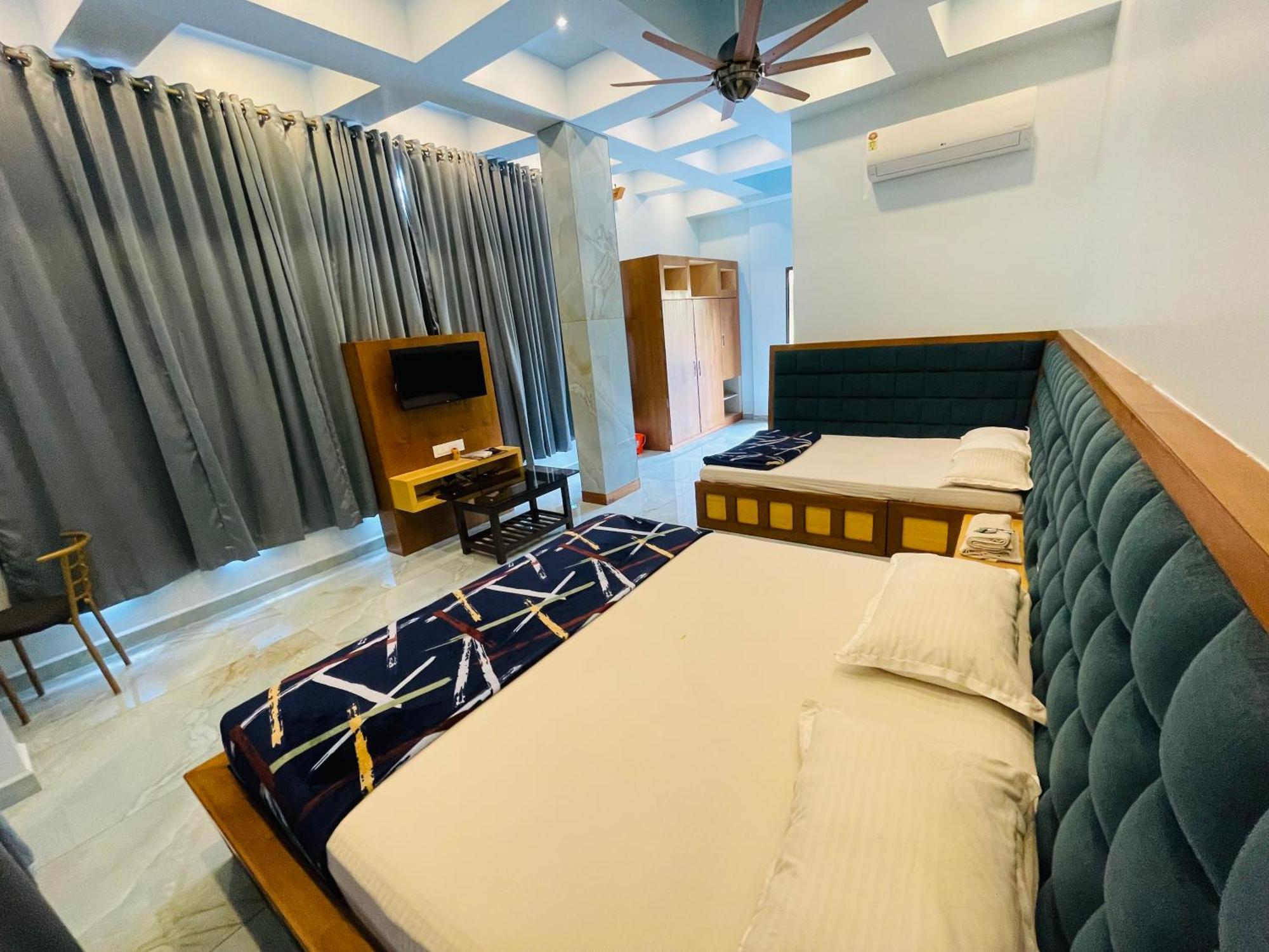 Natural Resort Panhala Exterior photo